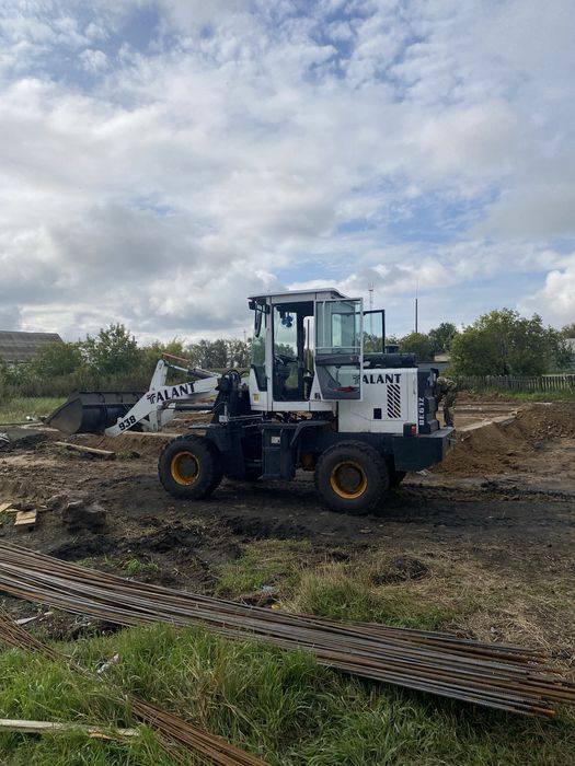 Услуги погрузчика мини погрузчика