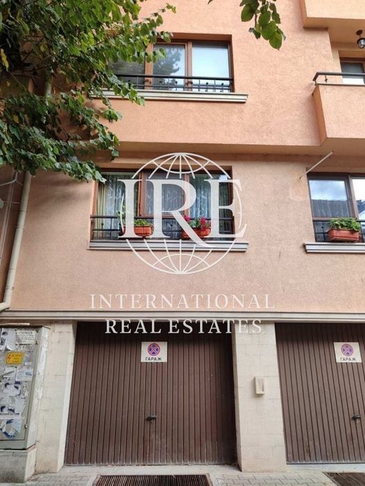 Ателие, Таван в Варна-Гръцка махала площ 80 цена 125000