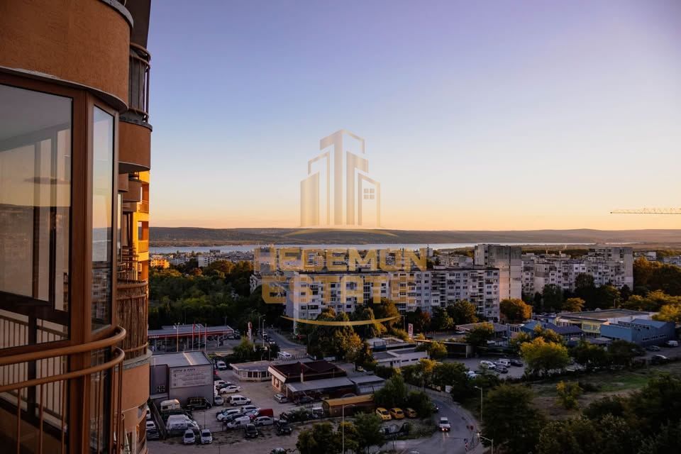 Продава се Двустаен апартамент в Варна, Възраждане 1 - 69 кв.м за 2102 €/кв.м - Снимка #5