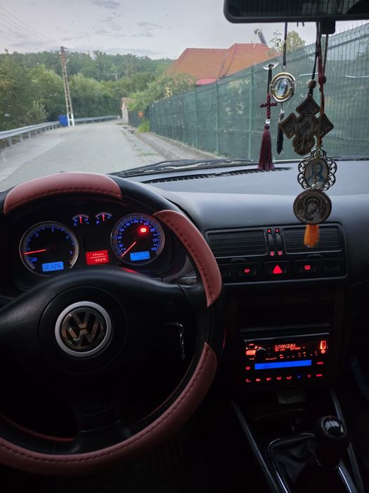 VOLKSWAGEN Bora 2002 — imagine 4