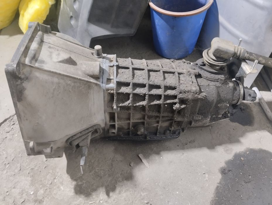 Продам каропку передач