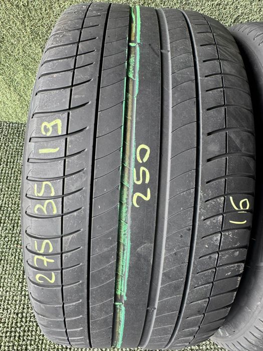 275 35 19 Michelin