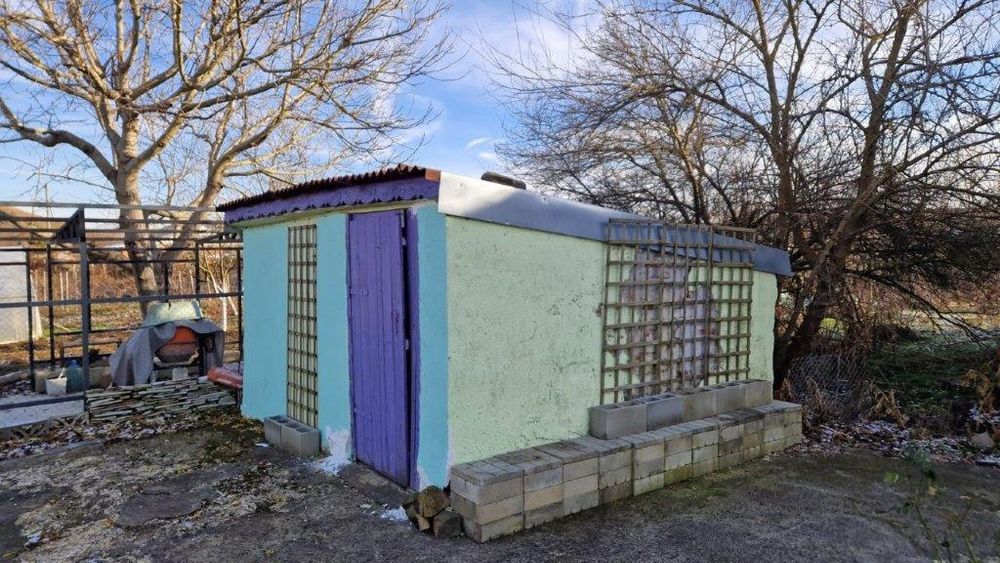 Продавам къща в с.Факия