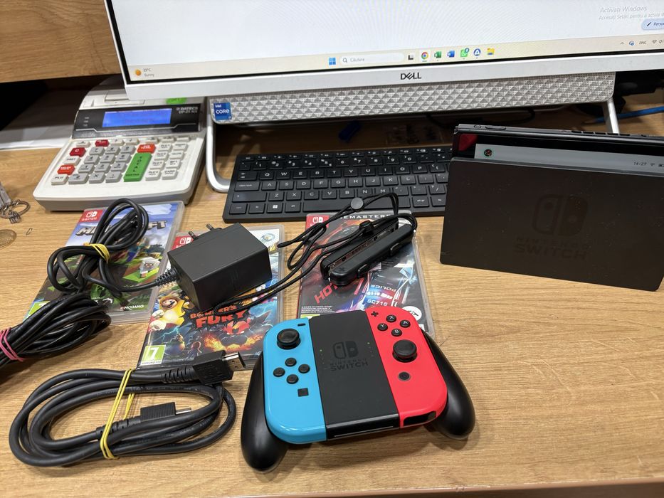 Nintendo Switch + 3 Jocuri + microSD 128GB | Stare foarte bună