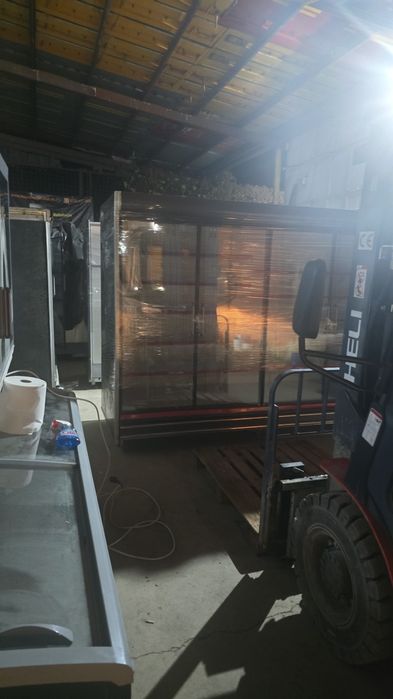 Vitrina frigo premium noua si sh