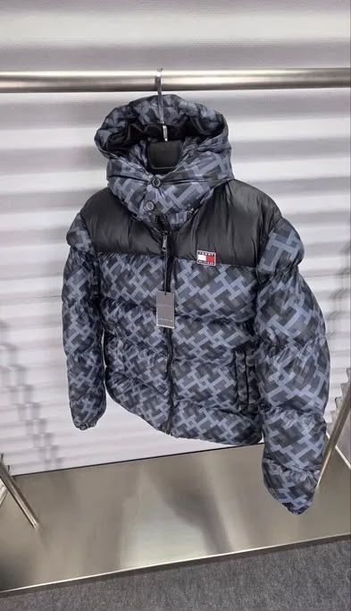 Geaca tommy face calitate premium