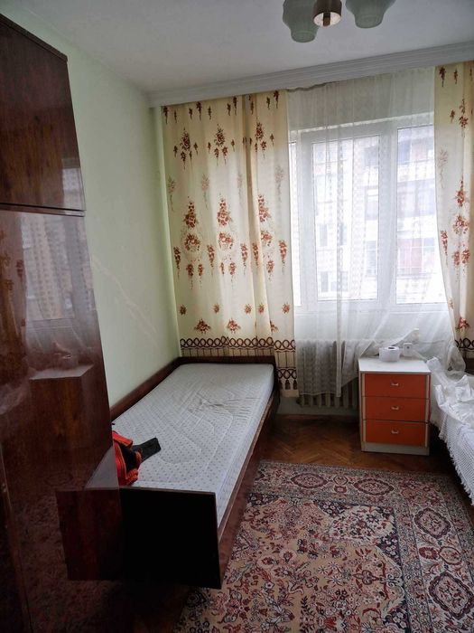 Продава се Тристаен апартамент в Плевен, Идеален център - 100 кв.м за 1250 €/кв.м - Снимка #5