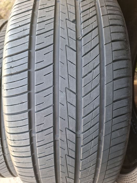 Продам шины. 235/45/18 нексен