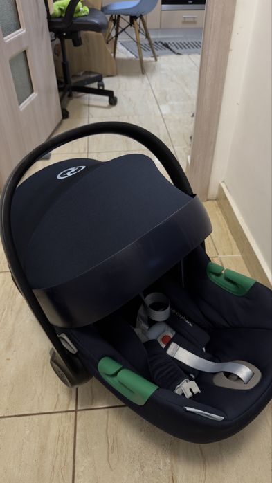 Cybex Aton S2 i-size