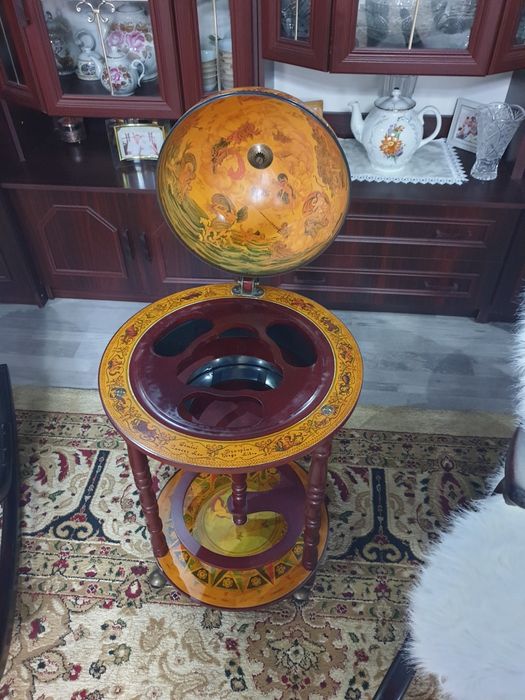 Продам глобус-бар