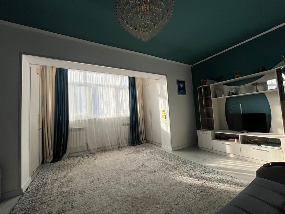 Продается 2 ком.квартира Восток микр