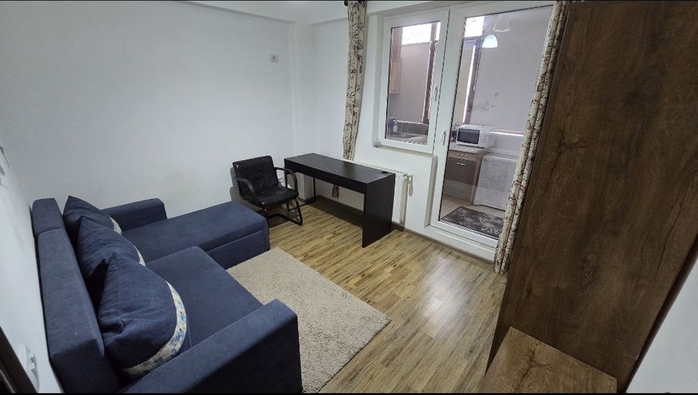 Proprietar, închiriez ap  2 camere Militari Residence