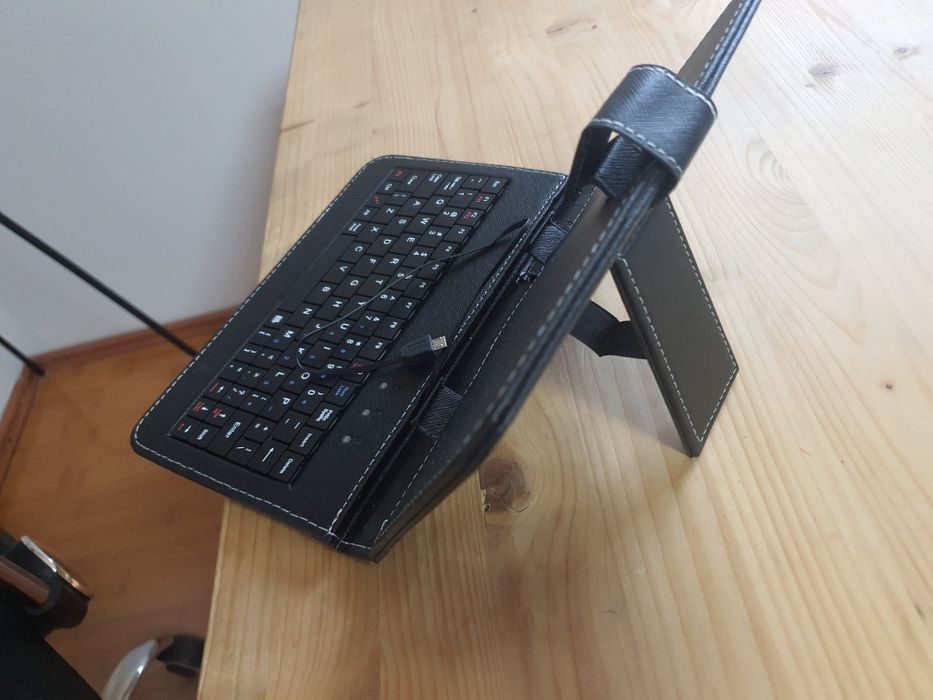 Husa cu tastatura