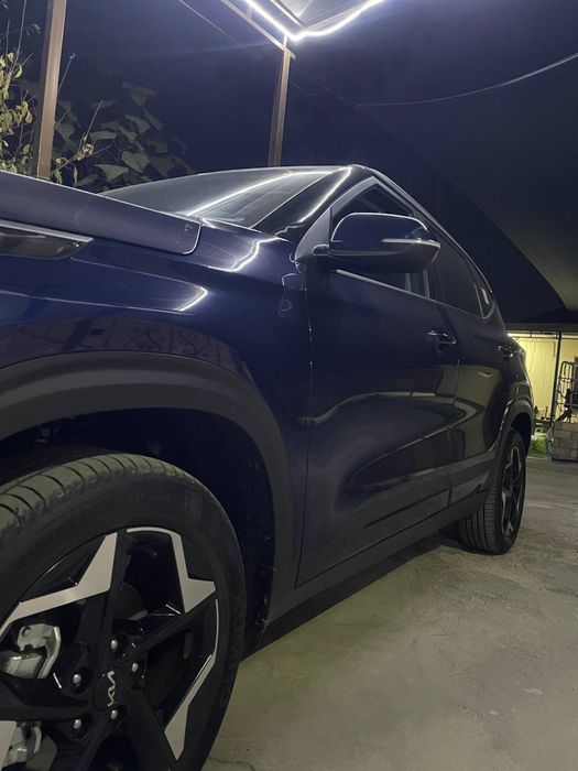 Kia seltos 2025, синяя
