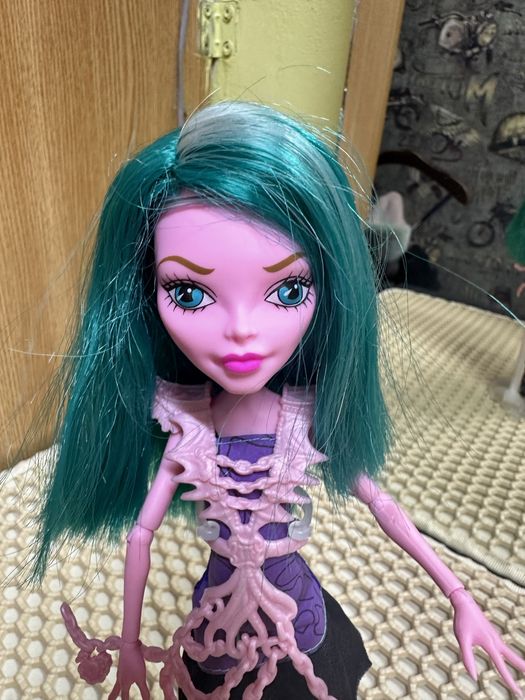 Продам куклу  монстр хай!