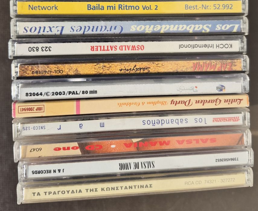 Vand lot 10 CD cu muzica usoara mixta straina internationala Grecesca, turcesca,latino,Salsa

8 CD =100lei

-livrez oriunde în țară cu FAN COURIER sau