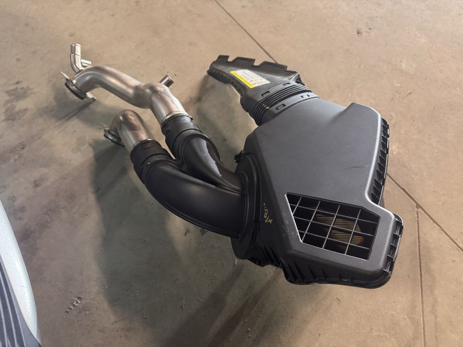 Целостен интейк до турбо rs6/rs7 c7 + подарък нов oem филтър