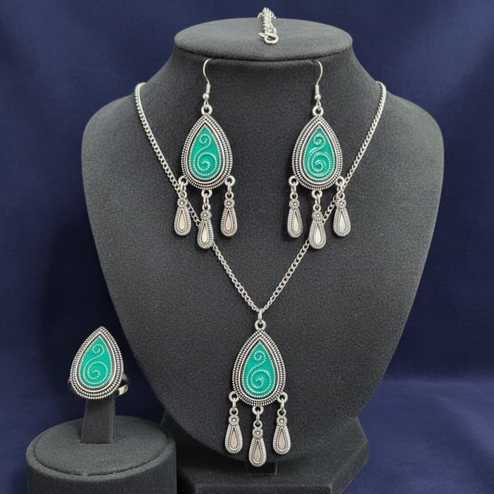 Комлект украшений в казахском этно стиле