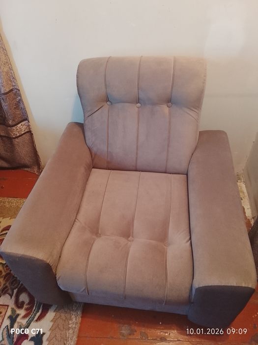 Диван с креслами