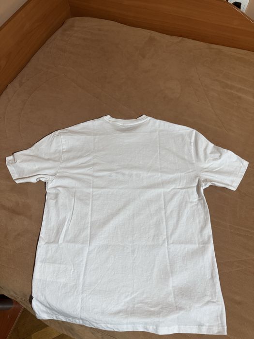 Тениска guess чисто нова размер S