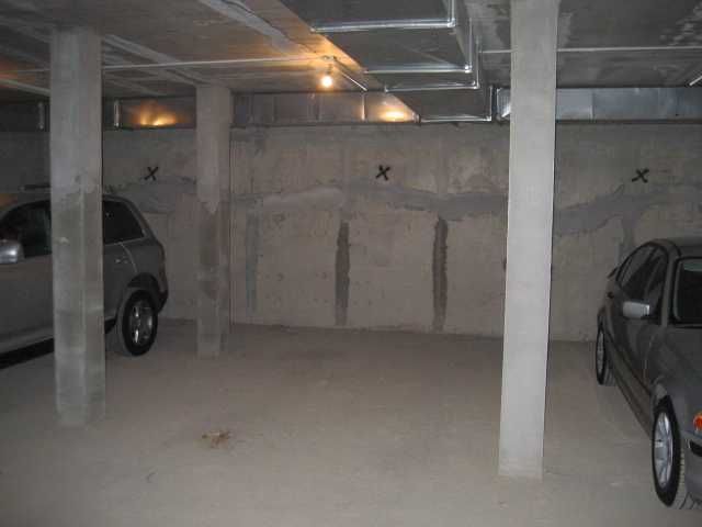 Дава се под наем Гараж / Паркомясто в София, Младост 4 - 18 кв.м за 81.6 € - Снимка #4