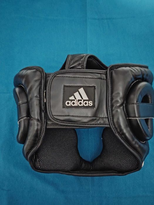 ADIDAS protecție la cap pentru boxeri.