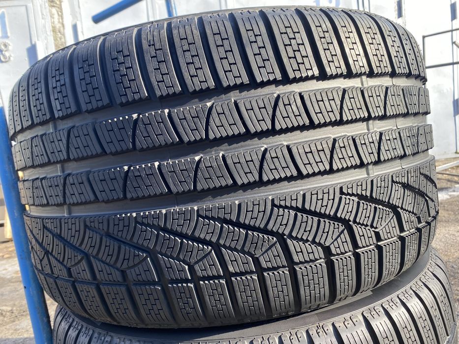 Шины 295/35/19 пара бу пирелли