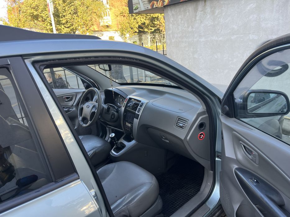 HYUNDAI Tucson 2008 — imagine 3