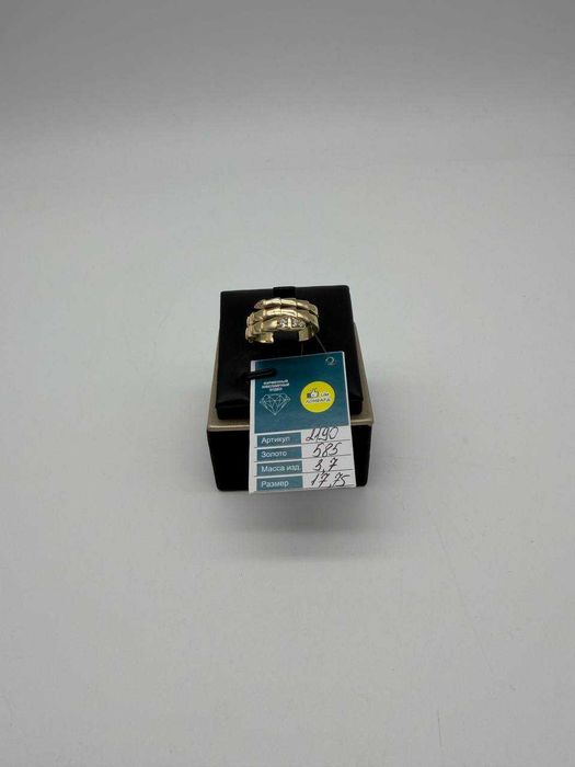 Золотое кольцо артикул 2190-3/148500