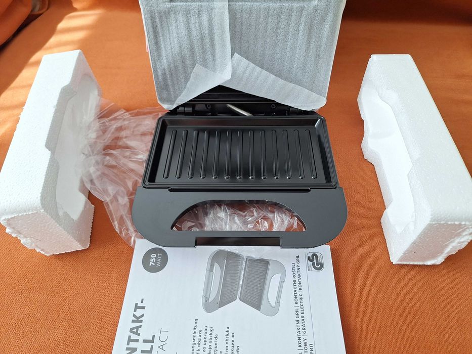 Gratar electric - G R I L L , reglare auto temperatura, putere 750W