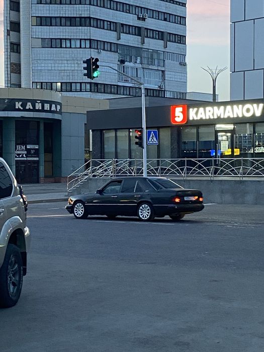 Мерседес 124 2.6 автомат