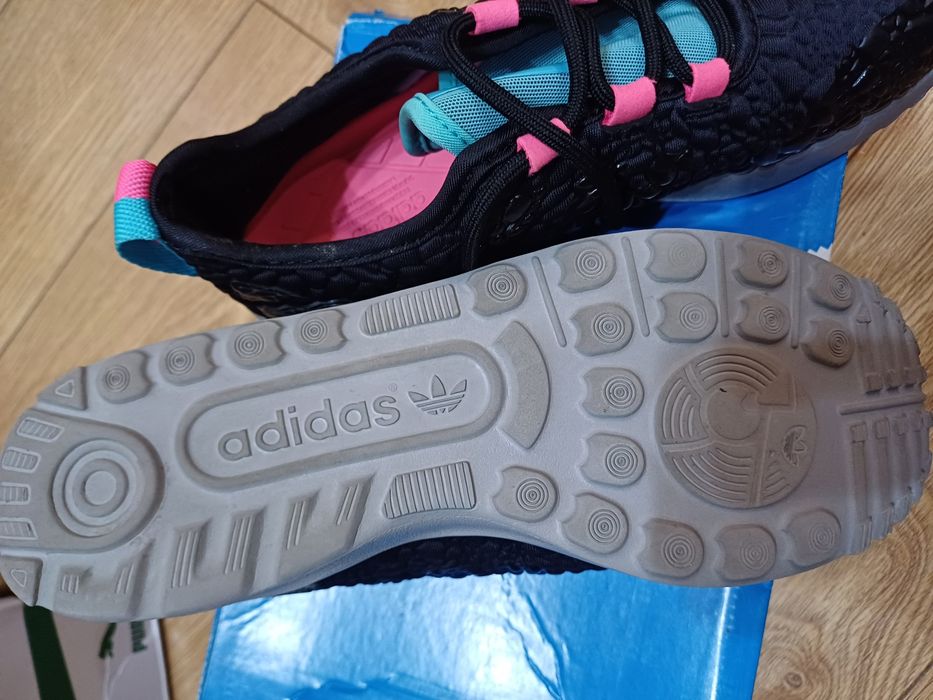 Маратонки Adidas originals