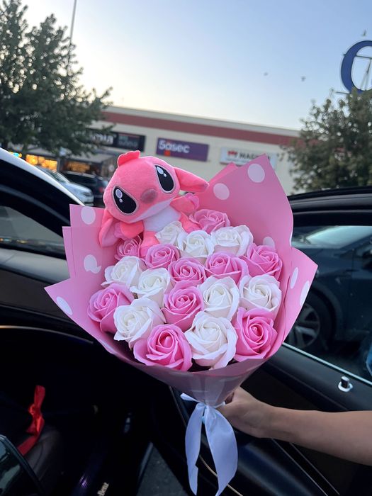 Buchet trandafiri săpun/ sclipici glitter/ stitch ursuleț/ cadou vday