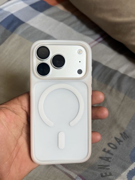 Iphone 15 pro 300$