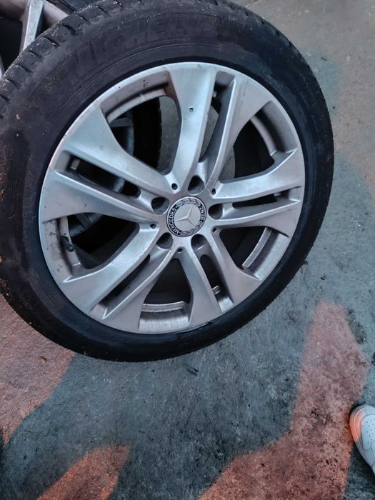 Гуми с джанти 245/45/R17