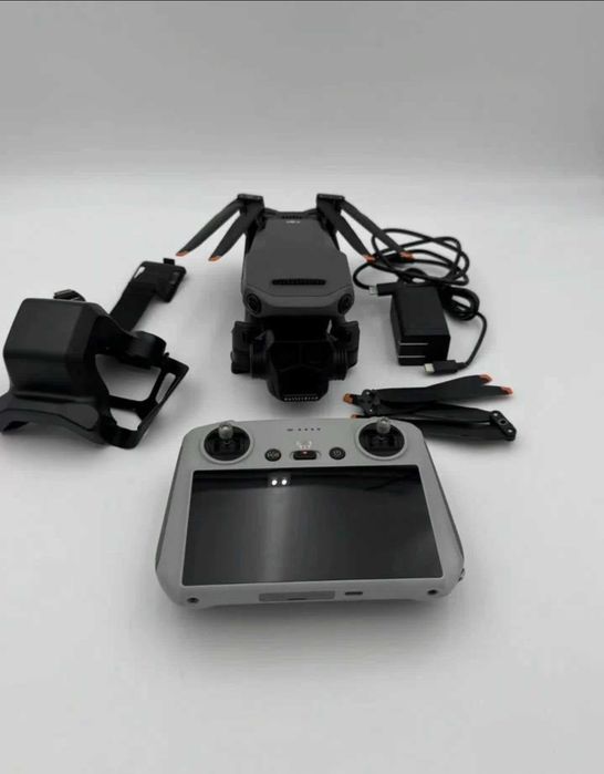 DJI Mavic 3 Pro Dji RC  - новый дрон