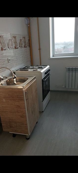 Beskent  „Avroradan”  Yangi 3 xonali kvartira ijaraga beriladi.