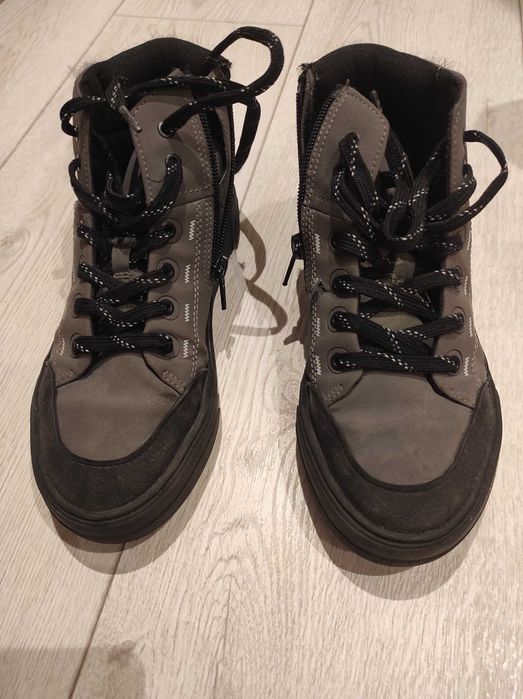 Обувки 34 и 35 номер