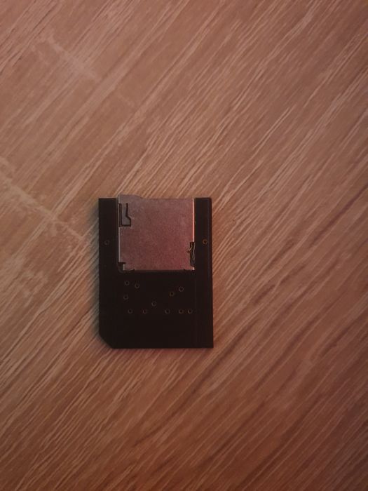 Adaptor card micro SD pentru playstation vita care sunt modate