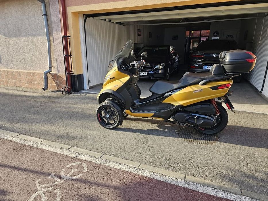 Scuter Piaggio MP3 350 2020