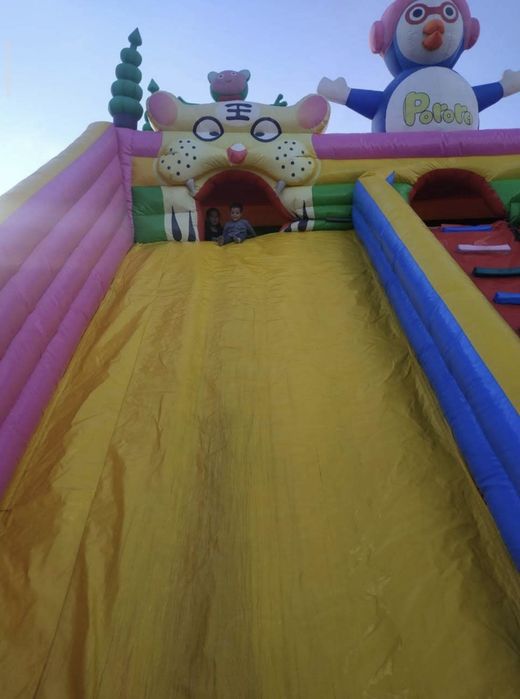 Надувной уличный батут