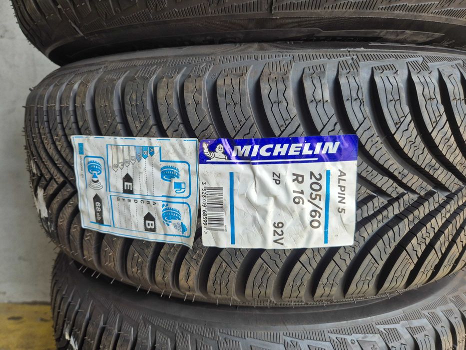 4 Anvelope M+S IARNA - 205/60/16 92V - Michelin Alpin 5 ZP RFT - NOI - DOT 2020 !