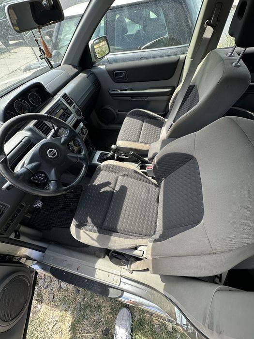 Dezmembrez nissan xtrail 2.2 d T30 orice piesa