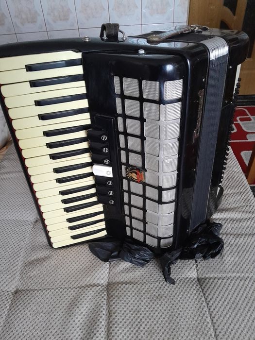 Acordeonul este de vazare