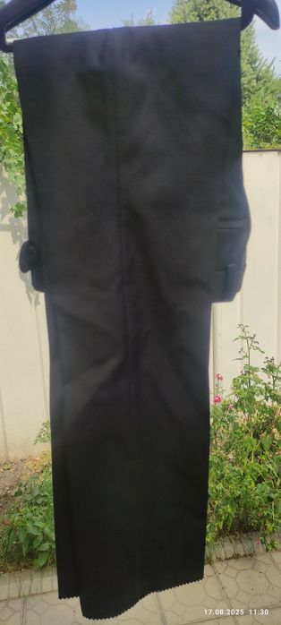 Школьный костюм на девочку  164 рост.