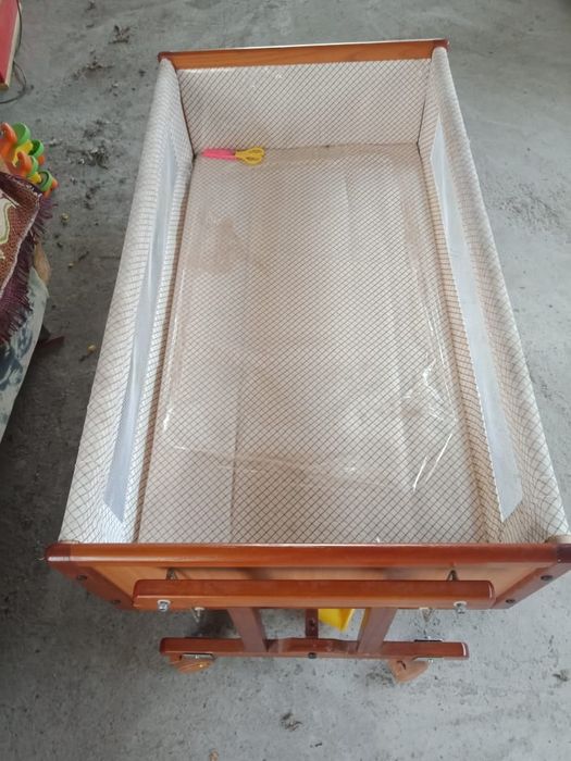 Продам детский манеж