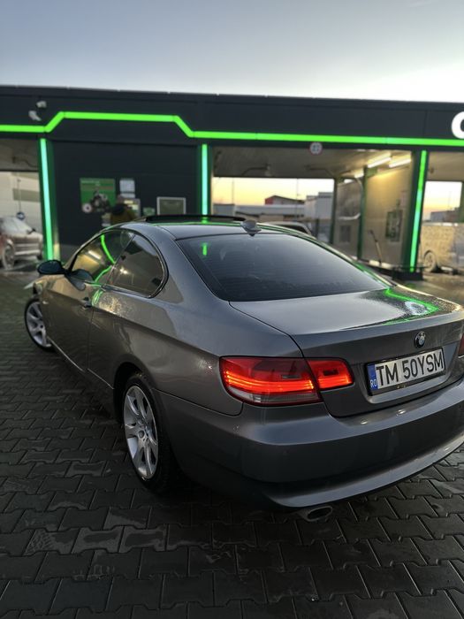 Vând sau schimb BMW 320d E92