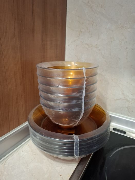 Чисто нов запечатан сервиз за хранене 25ч. Duralex