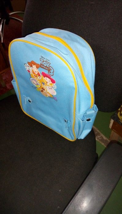 Toy Story 3 детска раница с мотиви от Играта на играчките