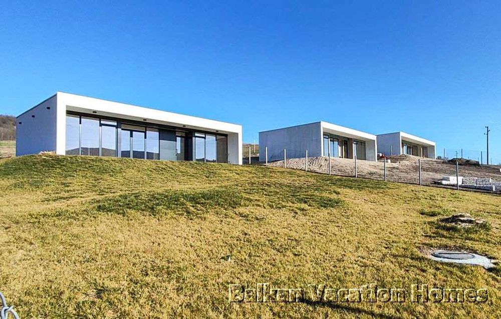 Продава се Къща в с. Оброчище, Област Добрич - 150 кв.м за 816 €/кв.м - Снимка #2